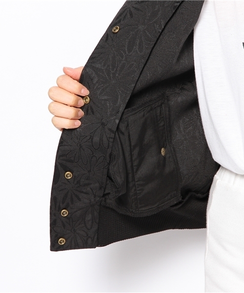 Khaju（カージュ）の「Khaju:ボタニカルジャカードブルゾン（ブルゾン・レディース・ホワイト/ブラック・ONE SIZE）」の3枚目の写真