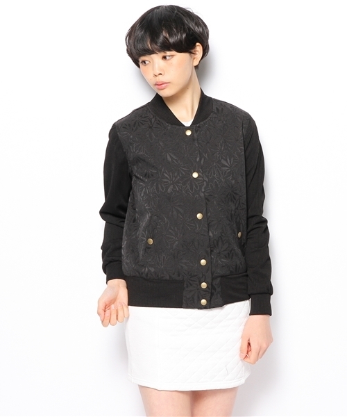 Khaju（カージュ）の「Khaju:ボタニカルジャカードブルゾン（ブルゾン・レディース・ホワイト/ブラック・ONE SIZE）」の14枚目の写真