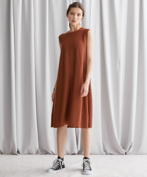 STUDIOUS（ステュディオス）の「【STUDIOUS】Aライン ノースリーブニットワンピース（ワンピース・レディース・ブラック/ベージュ/ライトブラウン/ミント・FREE）」の5枚目の写真