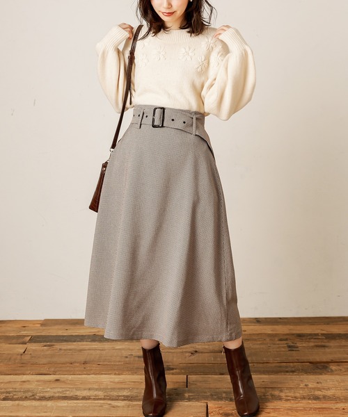 natural couture(ナチュラルクチュール)の「共ベルト付きAラインスカート(スカート・レディース・ベージュ/ボルドー/その他1/その他2・FREE)」の17枚目の写真