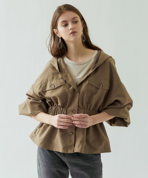 titivate（ティティベイト）の「ﾌｰﾃﾞｨﾍﾟﾌﾟﾗﾑｼﾞｬｹｯﾄ（ダウンジャケット/コート・レディース・ベージュ/モカ/ブラック/ライトカーキ/グレイッシュベージュ・M）」の2枚目の写真