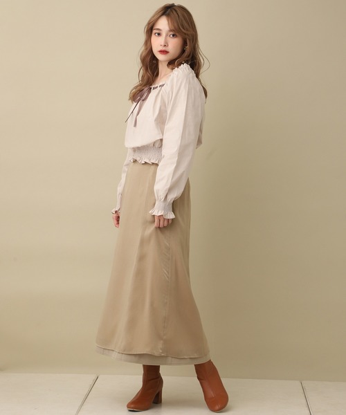 one after another NICE CLAUP(ワンアフターアナザーナイスクラップ)の「【WEB限定】リボンシャーリング2Wayブラウス(シャツ/ブラウス・レディース・オフホワイト/ベージュ/カーキ・FREE)」の9枚目の写真