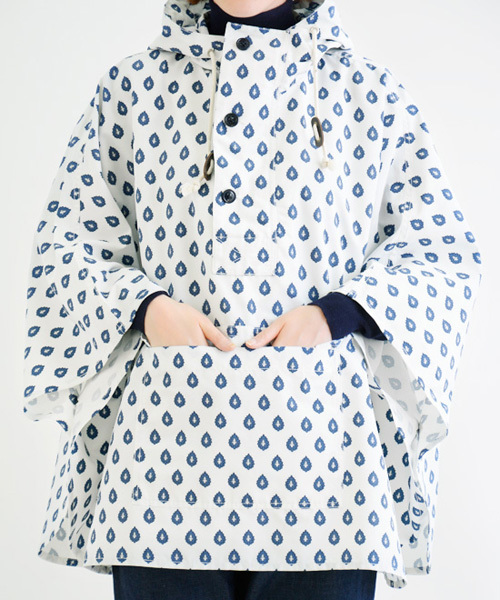 新品未使用　Les Olivades MAZAN　ポンチョ Les Olivades（レゾリヴァード）の「MAZAN ポンチョ（ポンチョ）」 - WEAR