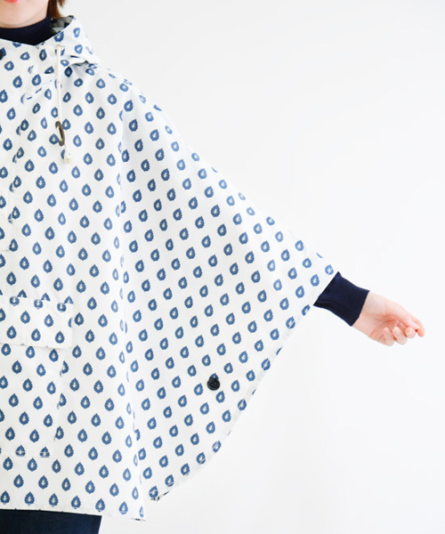 Les Olivades（レゾリヴァード）の「MAZAN ポンチョ（ポンチョ）」 - WEAR