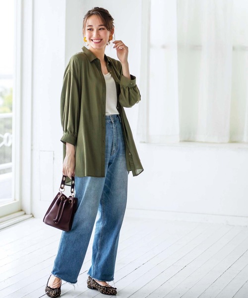 BELLUNA PLUS（ベルーナ）の「涼感麻入り素材シャツジャケット（シャツ/ブラウス・レディース・ネイビー/オフホワイト/カーキ/ターコイズブルー・MEDIUM/LARGE/X-LARGE/XXX-LARGE/XXXX-LARGE/XX-LARGE）」の10枚目の写真