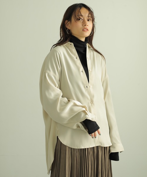 AMERICAN HOLIC（アメリカンホリック）の「ロングスリーブタートルカットプルオーバー　＊（Tシャツ/カットソー・レディース・ライトグレー/ブラック/ブラウン/オフホワイト/アイボリー・MEDIUM/LARGE）」の15枚目の写真