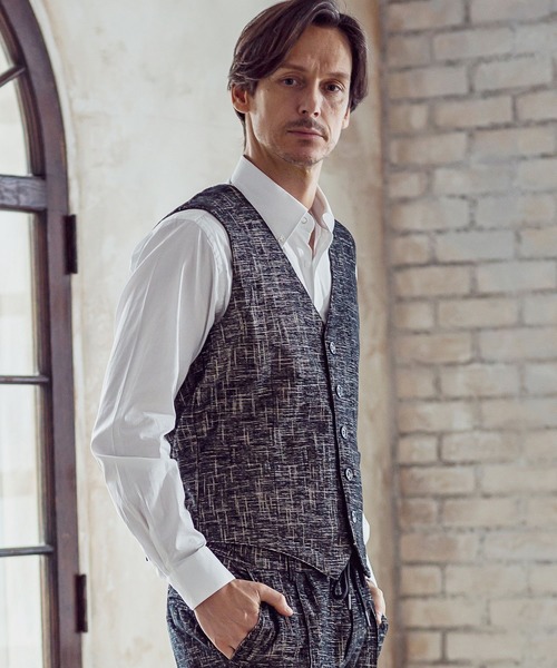 1piu1uguale3 RELAX(ウノピュウノウグァーレトレリラックス)の「1PIU1UGUALE3 RELAX(ウノピゥウノウグァーレトレ)ジャガードジレ(ベスト・メンズ・ダークグリーン/ブラック×グレー・S/M/L/XL/XXL)」の11枚目の写真
