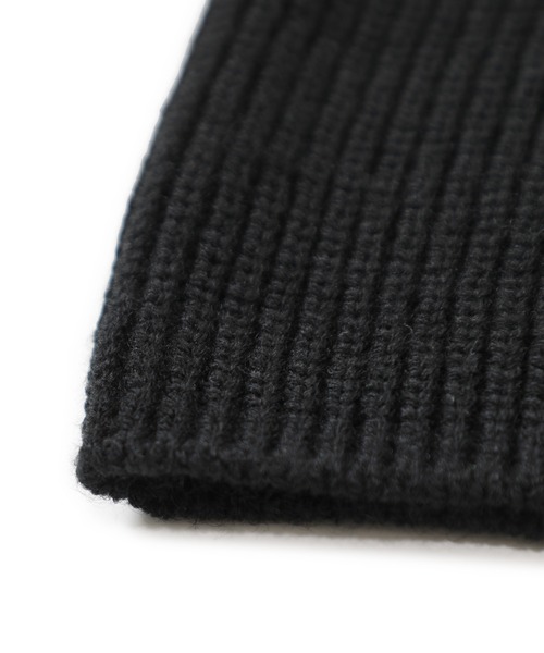 F（エフ）（エフ）の「【F】COLOR SCHEME CREWNECK（ニット/セーター・メンズ・ブラック・1/2）」の6枚目の写真