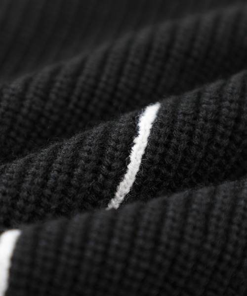 F（エフ）（エフ）の「【F】COLOR SCHEME CREWNECK（ニット/セーター・メンズ・ブラック・1/2）」の4枚目の写真