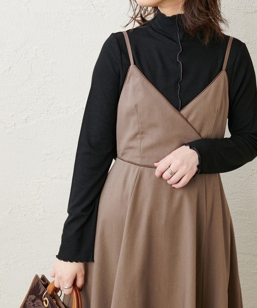 natural couture(ナチュラルクチュール)の「ほんのりシアーカットタートル(Tシャツ/カットソー・レディース・ブラック/ベージュ/グレー/アイボリー・FREE)」の3枚目の写真