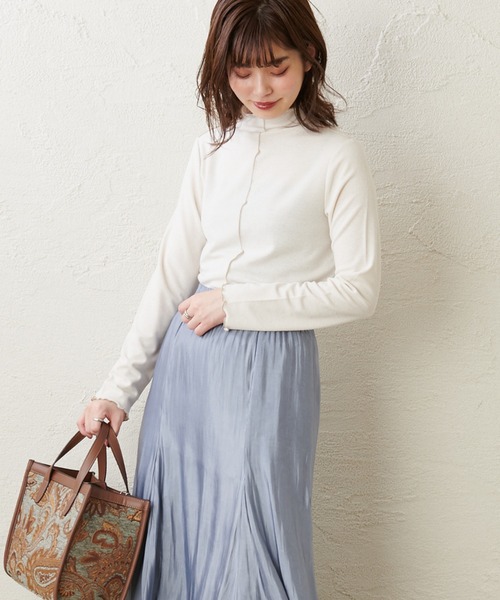 natural couture(ナチュラルクチュール)の「ほんのりシアーカットタートル(Tシャツ/カットソー・レディース・ブラック/ベージュ/グレー/アイボリー・FREE)」の10枚目の写真