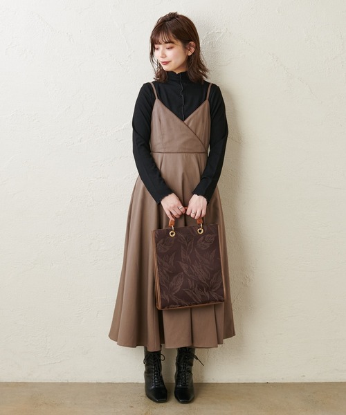 natural couture(ナチュラルクチュール)の「ほんのりシアーカットタートル(Tシャツ/カットソー・レディース・ブラック/ベージュ/グレー/アイボリー・FREE)」の14枚目の写真
