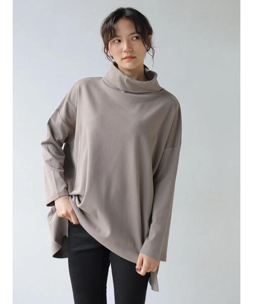 AMERICAN HOLIC（アメリカンホリック）の「オフタートルカットチュニック（Tシャツ/カットソー・レディース・モカ/サックスブルー/チャコールグレー/アイボリー・FREE）」の13枚目の写真