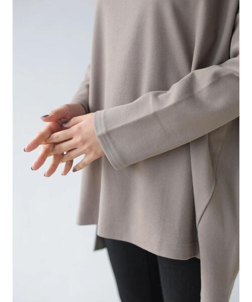 AMERICAN HOLIC（アメリカンホリック）の「オフタートルカットチュニック（Tシャツ/カットソー・レディース・モカ/サックスブルー/チャコールグレー/アイボリー・FREE）」の21枚目の写真