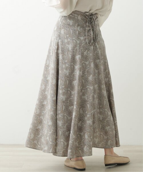 RAY CASSIN（レイカズン）の「バックレースアップペイズリースカート（スカート・レディース・ベージュ/キナリ/ブルー・FREE）」の3枚目の写真