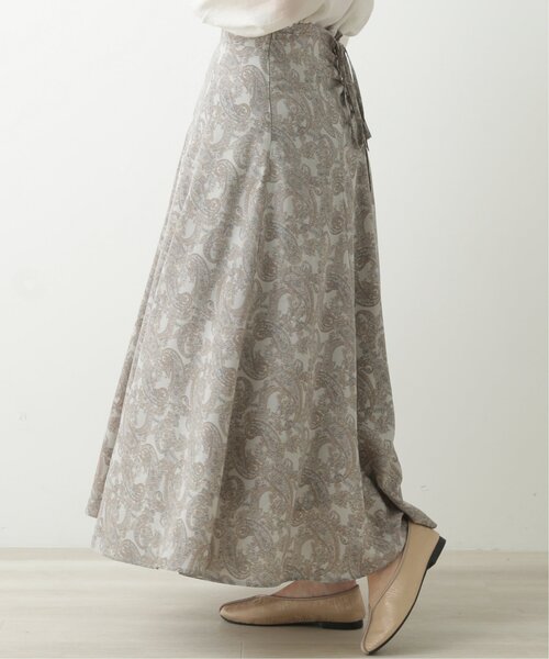 RAY CASSIN（レイカズン）の「バックレースアップペイズリースカート（スカート・レディース・ベージュ/キナリ/ブルー・FREE）」の7枚目の写真
