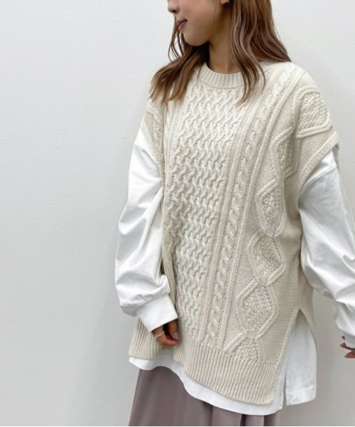 apres jour mignon（アプレジュールミニョン）の「ケーブルニットベスト【ZOZOTOWN限定アイテム】（ベスト・レディース・ブラック/アイボリー/クリーム・X-LARGE/フリー）」の13枚目の写真