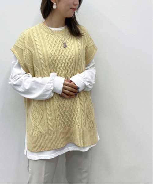 apres jour mignon（アプレジュールミニョン）の「ケーブルニットベスト【ZOZOTOWN限定アイテム】（ベスト・レディース・ブラック/アイボリー/クリーム・X-LARGE/フリー）」の18枚目の写真