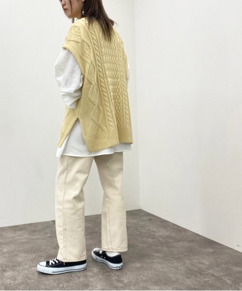 apres jour mignon（アプレジュールミニョン）の「ケーブルニットベスト【ZOZOTOWN限定アイテム】（ベスト・レディース・ブラック/アイボリー/クリーム・X-LARGE/フリー）」の10枚目の写真