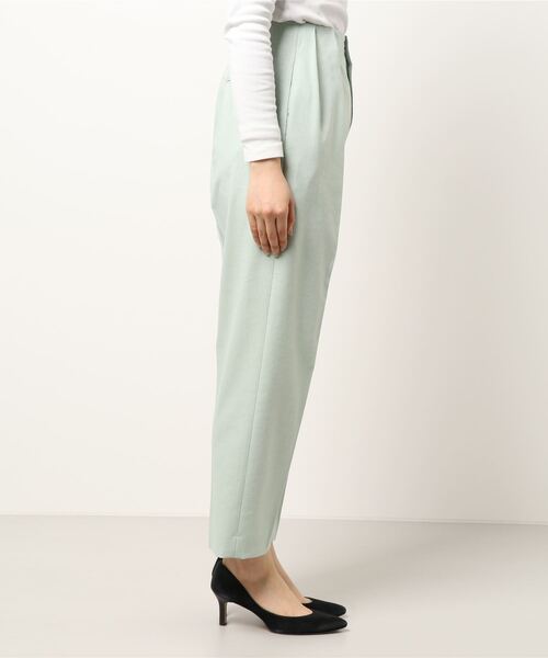 SALON adam et rope'（サロン アダム エ ロペ）の「バックベルト付き麻混タックパンツ（その他パンツ・レディース・ブラック/ベージュ/ライトグリーン・M/S）」の14枚目の写真