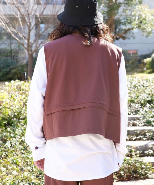 REMI RELIEF(レミレリーフ)の「REMI RELIEF/レミレリーフ ポケッタブルベスト vest メンズ 夏物 夏服(ベスト・メンズ・ベージュ/ブラウン・M/L/XL)」の4枚目の写真