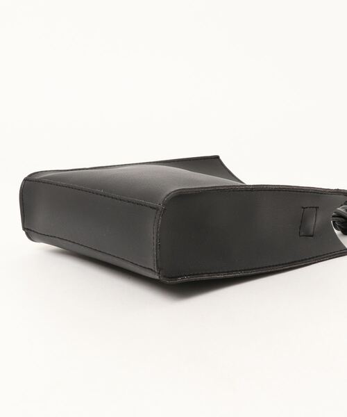 yuue' ( wear )（ユーイ）の「編み込みスクエアミニショルダーバッグ（ショルダーバッグ・レディース・ホワイト/ブラック/イエロー/グリーン/ライトグリーン・FREE）」の22枚目の写真