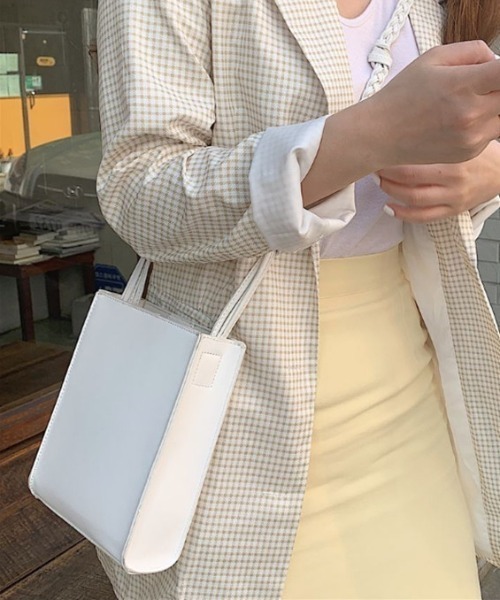 yuue' ( wear )（ユーイ）の「編み込みスクエアミニショルダーバッグ（ショルダーバッグ・レディース・ホワイト/ブラック/イエロー/グリーン/ライトグリーン・FREE）」の7枚目の写真