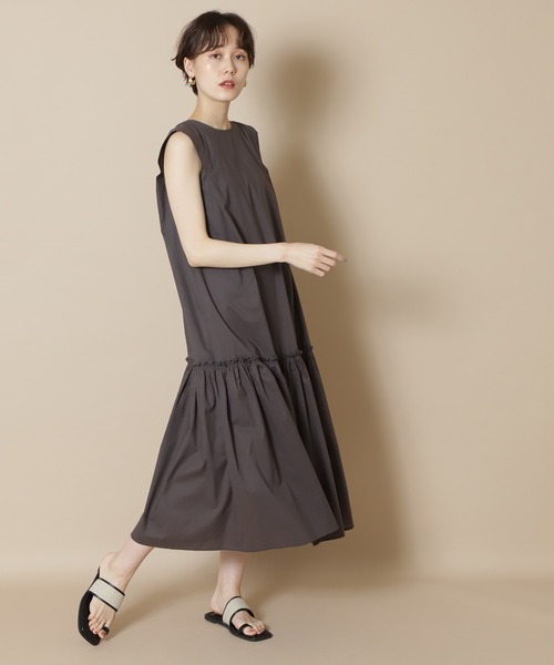 N.（N. Natural Beauty Basic）（エヌエヌナチュラルビューティーベーシック）の「◆コットンローンギャザーホールワンピース（ワンピース・レディース・チャコールグレー/ライトグリーン/レッド・MEDIUM）」の11枚目の写真