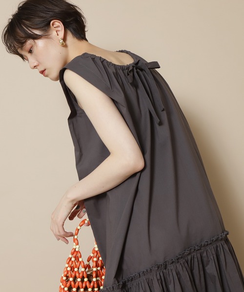 N.（N. Natural Beauty Basic）（エヌエヌナチュラルビューティーベーシック）の「◆コットンローンギャザーホールワンピース（ワンピース・レディース・チャコールグレー/ライトグリーン/レッド・MEDIUM）」の13枚目の写真