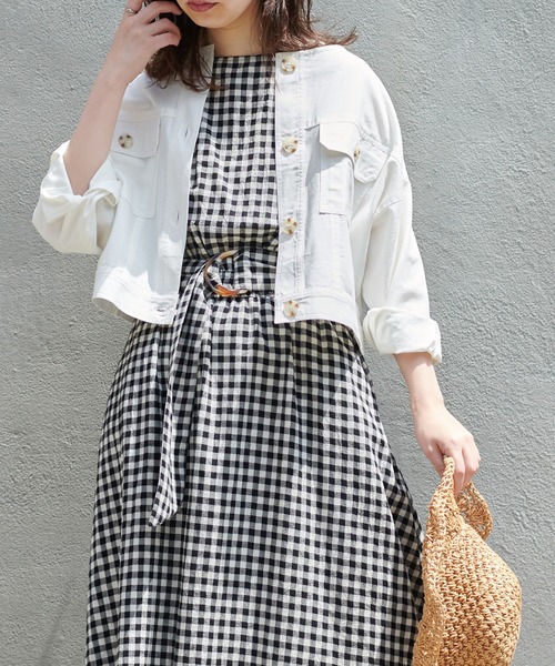 natural couture（ナチュラルクチュール）の「綿麻ノーカラーショートブルゾン（ブルゾン・レディース・カーキ/サックスブルー/ライトベージュ/オフホワイト・FREE）」の2枚目の写真