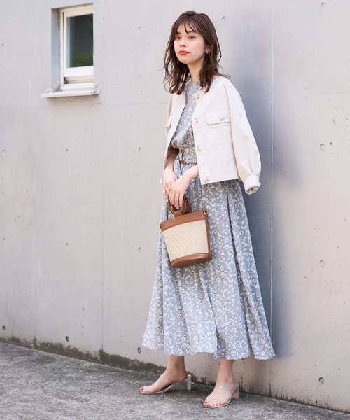 natural couture（ナチュラルクチュール）の「綿麻ノーカラーショートブルゾン（ブルゾン・レディース・カーキ/サックスブルー/ライトベージュ/オフホワイト・FREE）」の14枚目の写真