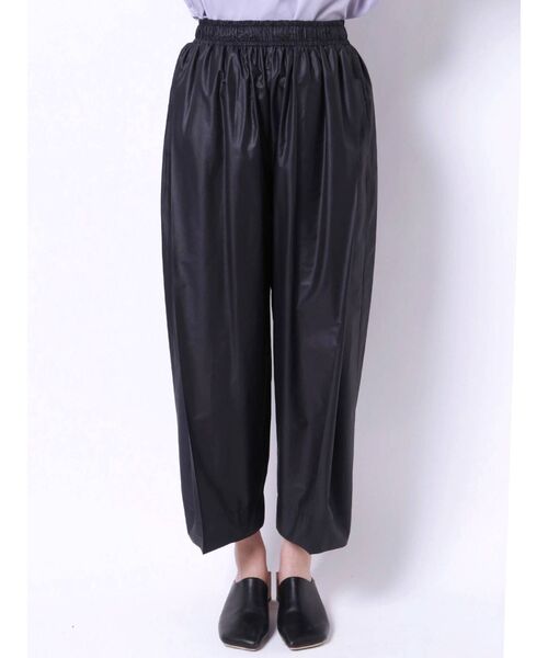 ELENDEEK（エレンディーク）の「コクーンギャザーパンツ（その他パンツ・レディース・ブラック/ライトブルー/カーキ・01/02）」の12枚目の写真