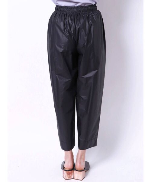 ELENDEEK（エレンディーク）の「コクーンギャザーパンツ（その他パンツ・レディース・ブラック/ライトブルー/カーキ・01/02）」の14枚目の写真