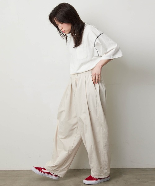 KGFR（カガフリ）の「直営店・WEB限定 KGFR(カガフリ)ダブルタックワイドテーパードパンツ（その他パンツ・メンズ・ブラック/ベージュ/ライトグリーン/アイボリー・S/M/L）」の19枚目の写真