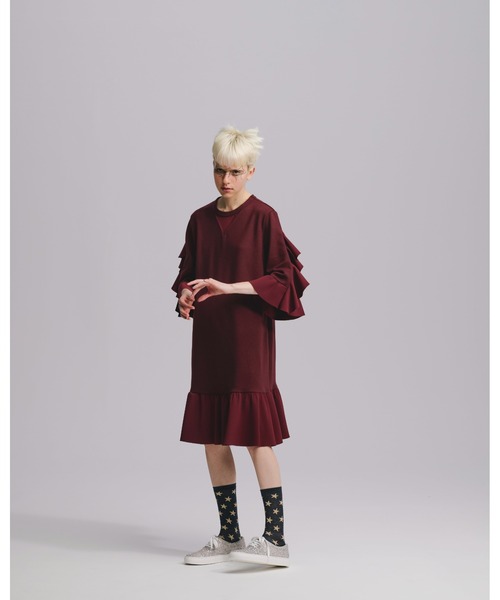 SueUNDERCOVER(スーアンダーカバー)の「SU2A1803(ワンピース・レディース・ブラック/ボルドー/オフホワイト・2/1)」の4枚目の写真