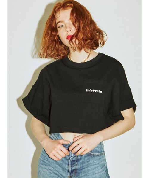 jouetie（ジュエティ）の「クロップドロゴ Tシャツ（Tシャツ/カットソー・レディース・オフホワイト/ブラック/パープル・MEDIUM）」の2枚目の写真