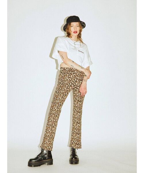 jouetie（ジュエティ）の「クロップドロゴ Tシャツ（Tシャツ/カットソー・レディース・オフホワイト/ブラック/パープル・MEDIUM）」の22枚目の写真