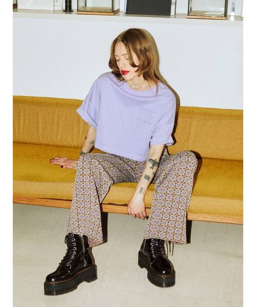 jouetie（ジュエティ）の「クロップドロゴ Tシャツ（Tシャツ/カットソー・レディース・オフホワイト/ブラック/パープル・MEDIUM）」の10枚目の写真