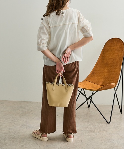 Ambre Neige（アンブルネージュ）の「パイピングパワショルブラウス／【WEB/EC限定商品】（シャツ/ブラウス・レディース・ホワイト/クリーム/キャメル・FREE）」の7枚目の写真