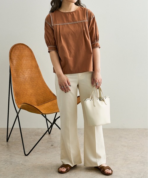 Ambre Neige（アンブルネージュ）の「パイピングパワショルブラウス／【WEB/EC限定商品】（シャツ/ブラウス・レディース・ホワイト/クリーム/キャメル・FREE）」の8枚目の写真