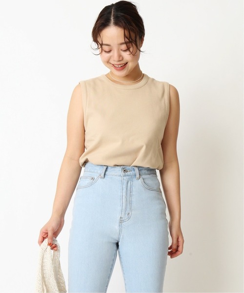 U by SPICK&SPAN(ユーバイスピックアンドスパン)の「ベーシックノースリーブTEE2◆(Tシャツ/カットソー・レディース・ブラック/ベージュ/カーキ・FREE)」の2枚目の写真