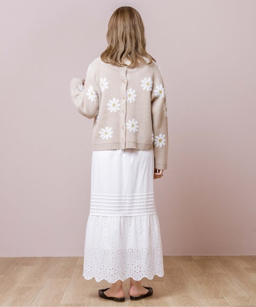 flower（フラワー）の「ブルーミングカーディガン（カーディガン/ボレロ・レディース・ベージュ/グレー・FREE）」の8枚目の写真