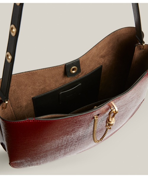 ALLSAINTS(オールセインツ)の「BEAUMONT HOBO(ショルダーバッグ・レディース・レッド系・ONE SIZE)」の11枚目の写真