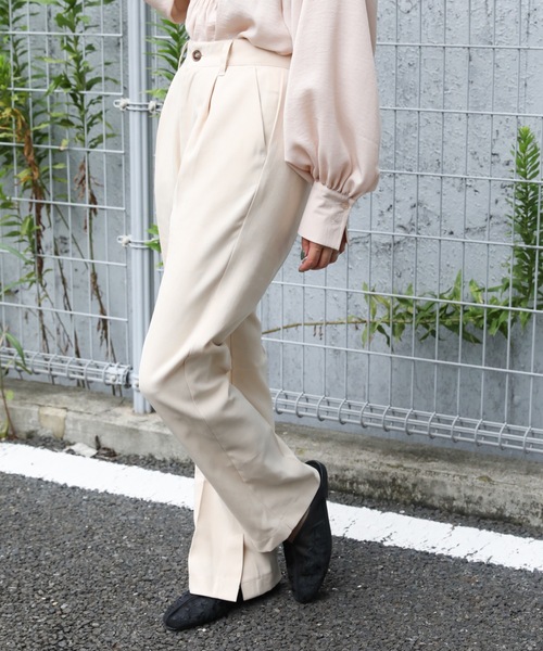 ap retro(アプレトロ)の「スリットスラックスパンツ<セミフレア>(スラックス・レディース・ブラック/ピンク/グリーン/アイボリー・FREE)」の22枚目の写真