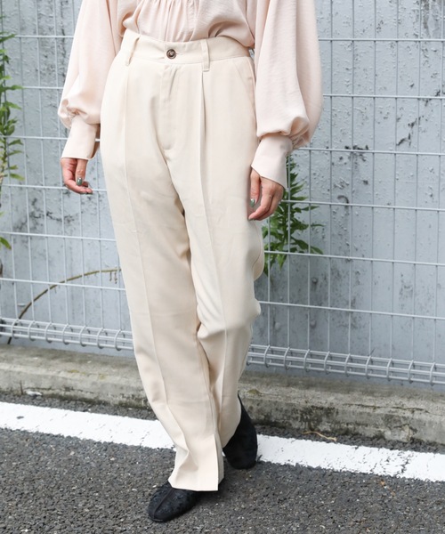 ap retro(アプレトロ)の「スリットスラックスパンツ<セミフレア>(スラックス・レディース・ブラック/ピンク/グリーン/アイボリー・FREE)」の18枚目の写真