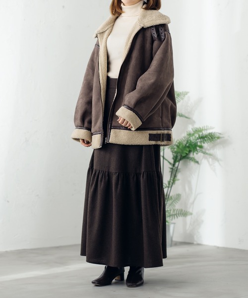 fupel（フぺル）の「ボアフェイクムートンフライトジャケット（ブルゾン・レディース・ブラウン系その他/グレイッシュベージュ・SMALL/MEDIUM）」の7枚目の写真