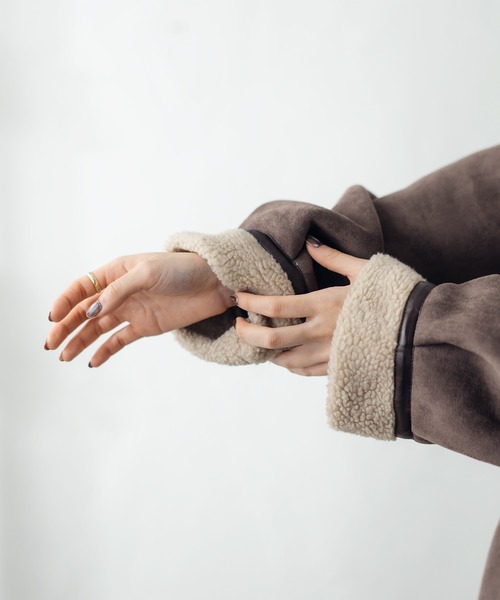 fupel（フぺル）の「ボアフェイクムートンフライトジャケット（ブルゾン・レディース・ブラウン系その他/グレイッシュベージュ・SMALL/MEDIUM）」の15枚目の写真