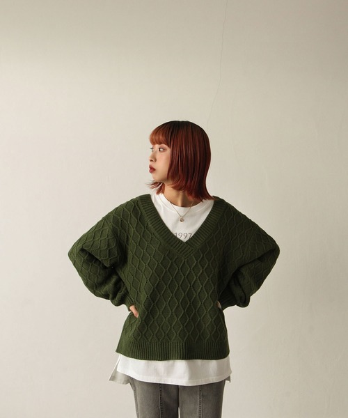 Chillfar(チルファー)の「ジャガードVネックニットプルオーバー(ニット/セーター・レディース・ブラック/ベージュ/グリーン/アイボリー・FREE)」の10枚目の写真