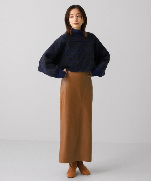 KBF(ケイビーエフ)の「フェイクレザーロングタイトスカート(スカート・レディース・ブラック/ブラウン・ONE)」の11枚目の写真