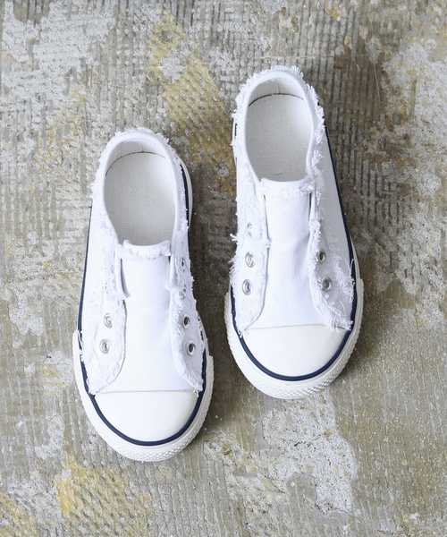 coen（コーエン）の「【coen kids】キャンバススニーカー15SS（16cm～20cm）（スニーカー・キッズ・ホワイト/ネイビー/マスタード・19cm/17cm/18cm/16cm/20cm/FREE）」の2枚目の写真